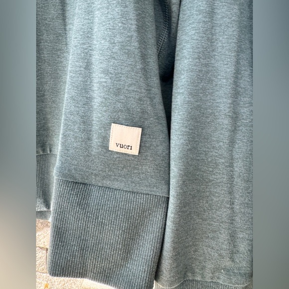 VUORI WOMEN'S DAYDREAM CREW AND JOGGER SET SMOKE BLUE SMALL - Picture 16 of 16